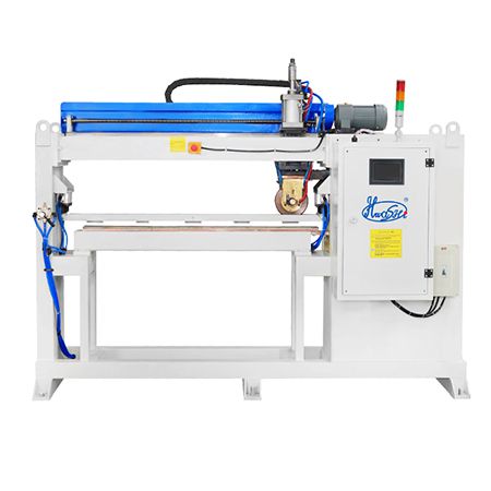Automatic straight seam welding machine